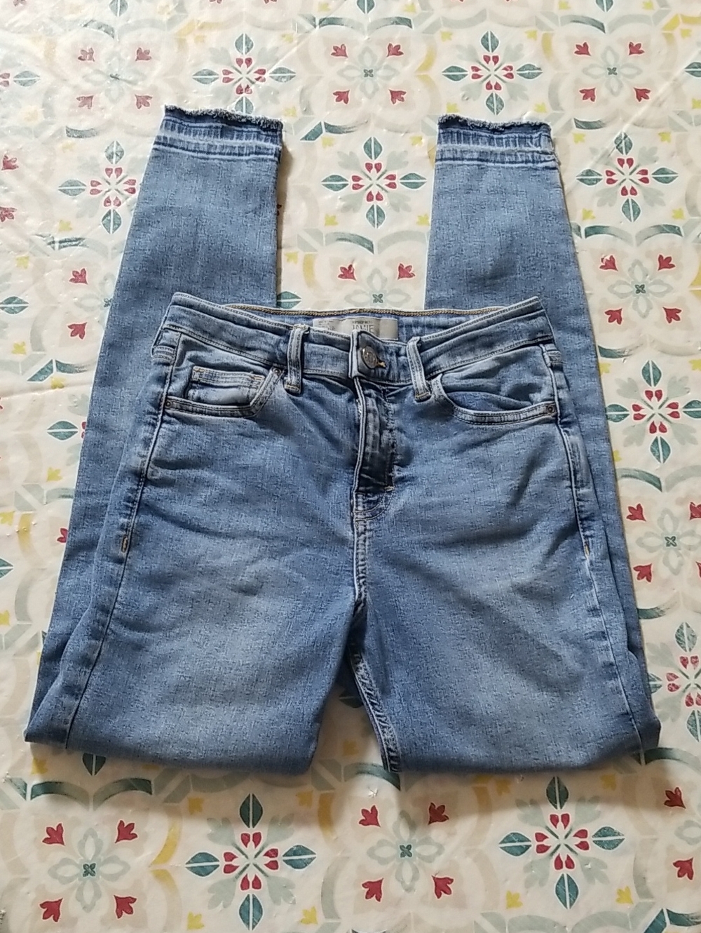 Topshop Women's Skinny Jeans in Light Blue Wash Size 25